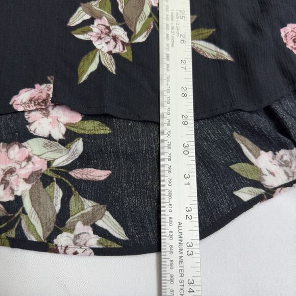 h.i.p. Happening in the Present Tank Top Shirt Women's Size 2X Black Floral - Picture 4 of 7